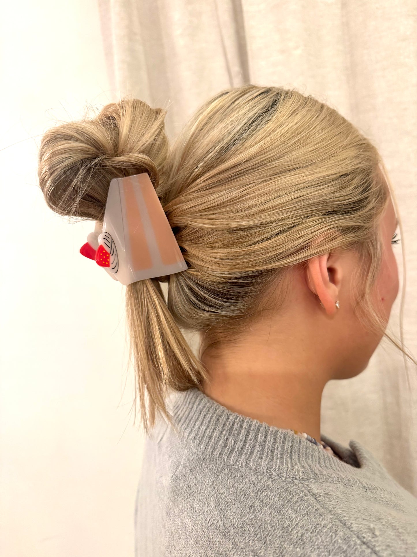 STORE FINDS- CAKE HAIR CLIP