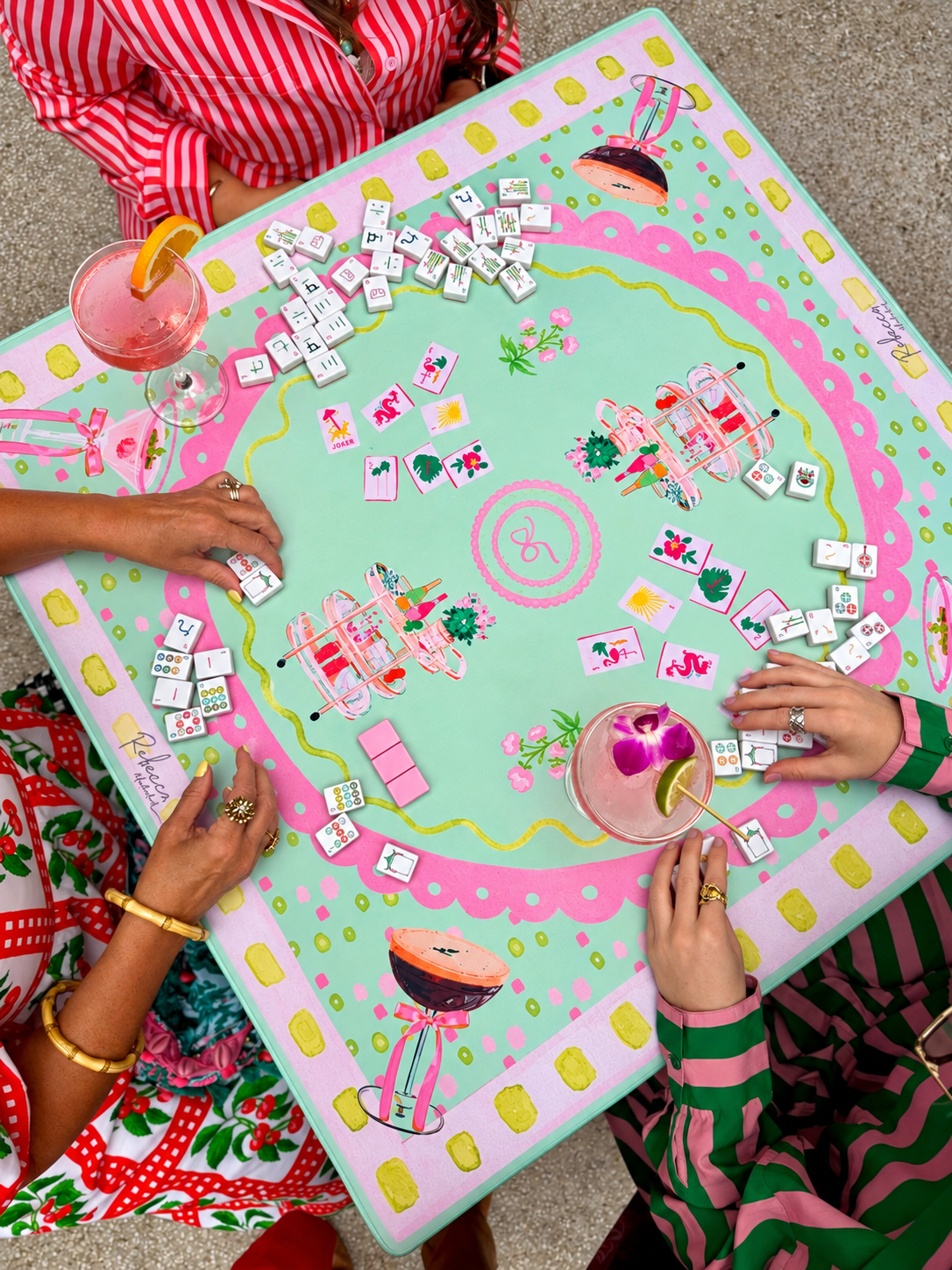 GIRLY BAR CART-MAHJONG MAT