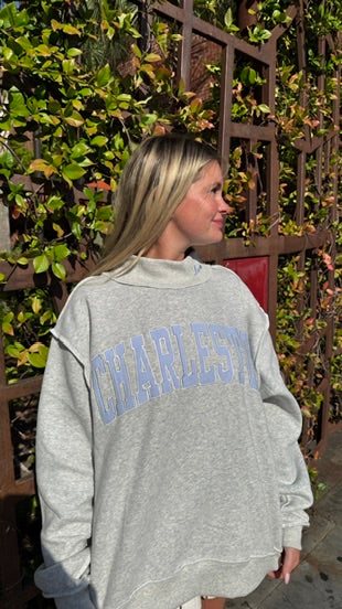 Charleston Oversized Mockneck Sweatshirt