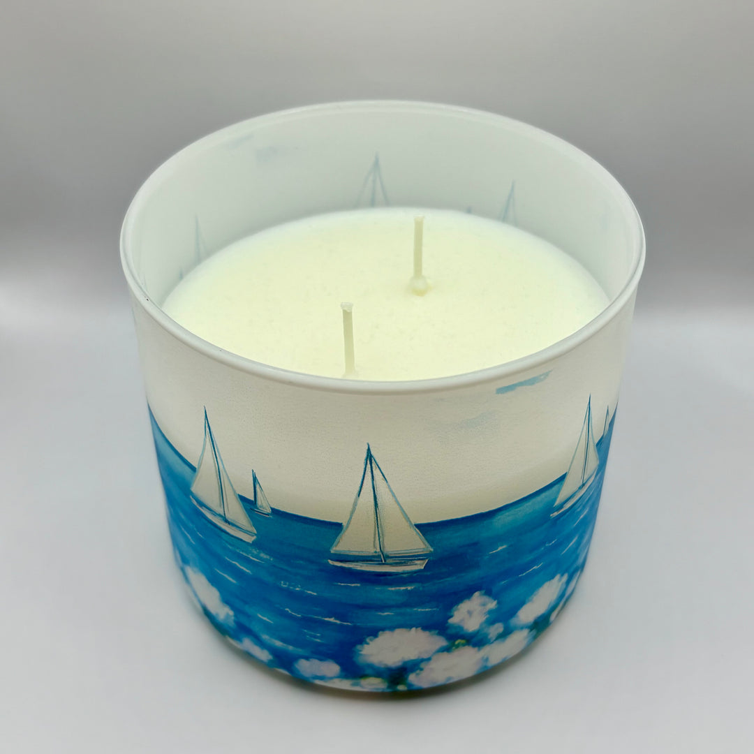 WHITE SAILBOATS - Candle