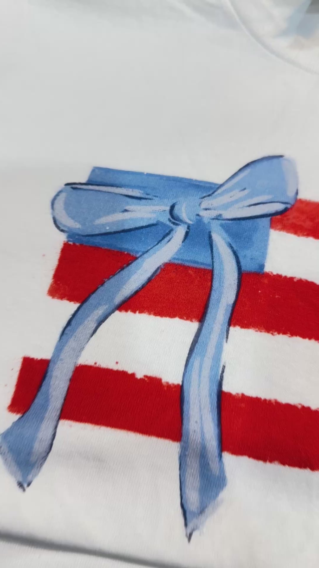 LIBERTY & BOWS - Comfort Colors Tee